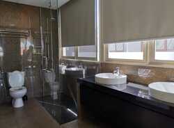 Serangoon Garden Estate (D19), Semi-Detached #504593821